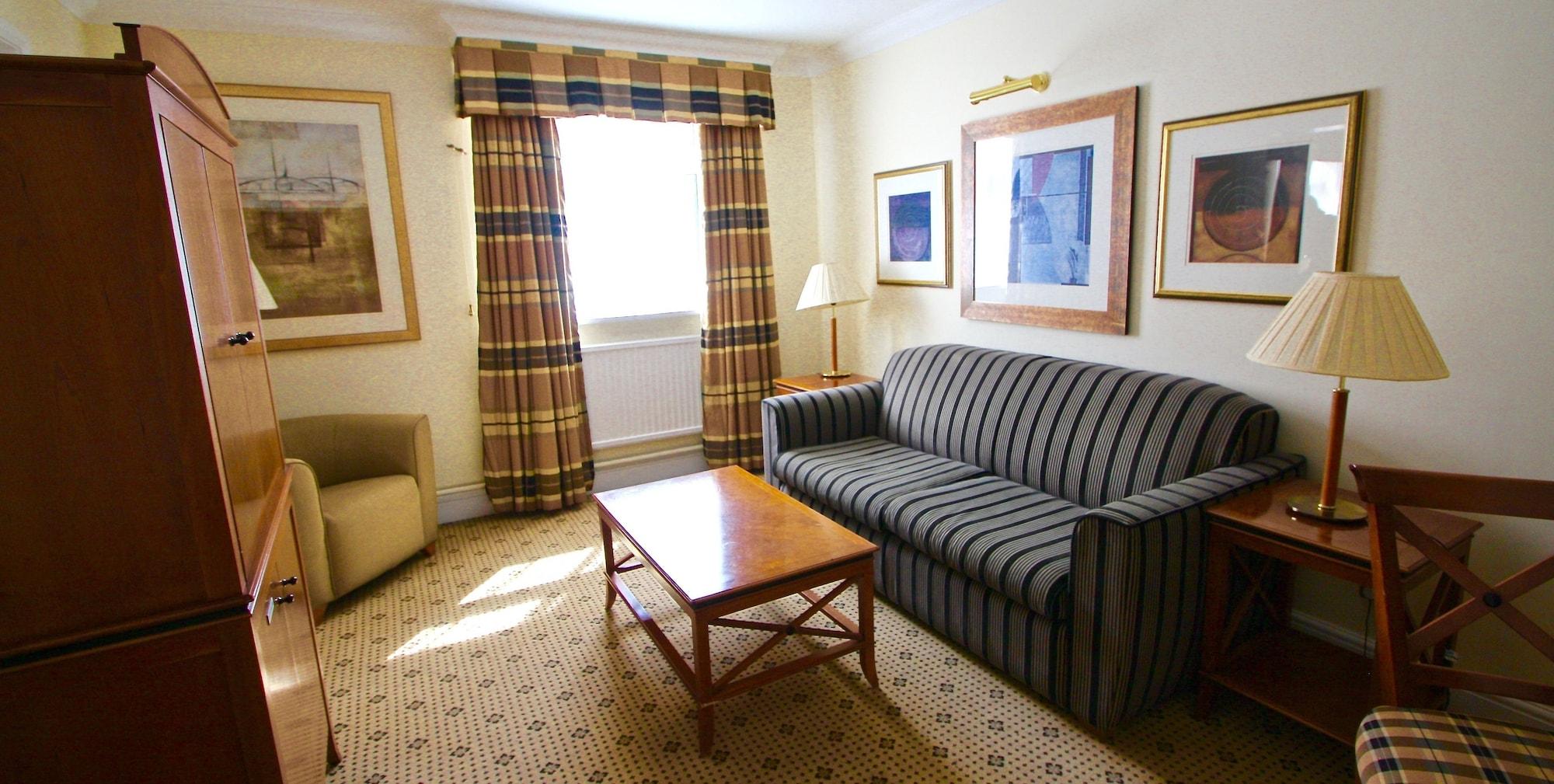 Apollo Hotel Basingstoke Eksteriør billede