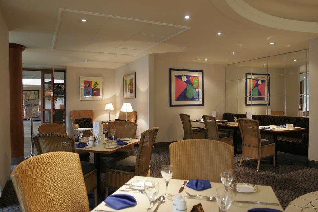 Apollo Hotel Basingstoke Eksteriør billede
